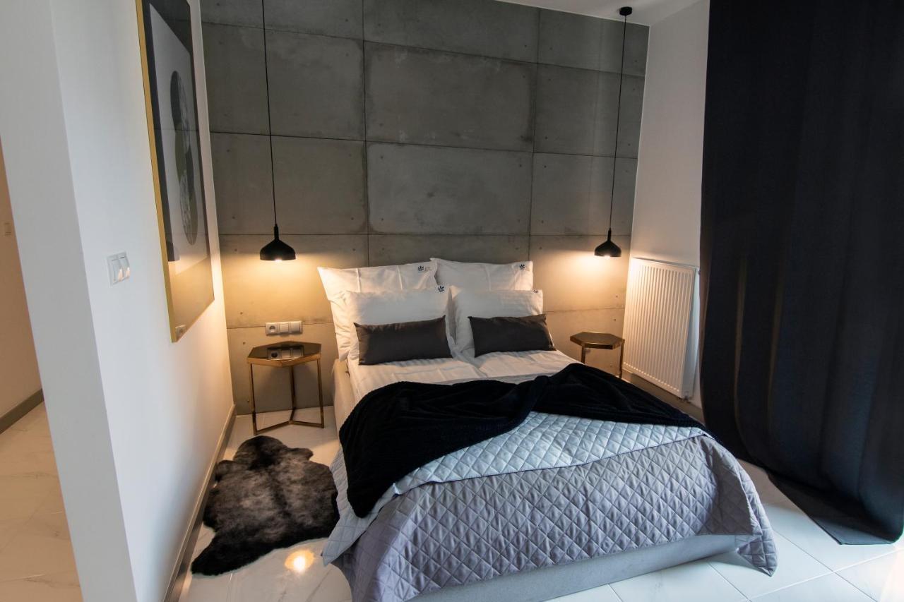 El Apartments - Antares พอซนาน ภายนอก รูปภาพ