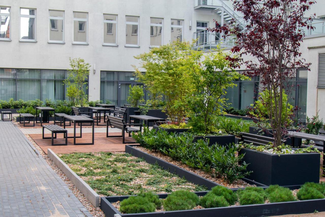El Apartments - Antares พอซนาน ภายนอก รูปภาพ